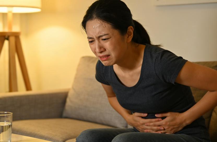 阑尾炎发作有前兆，记住这几个典型表现，不耽误治疗阑尾炎发作从不是突然来袭，多