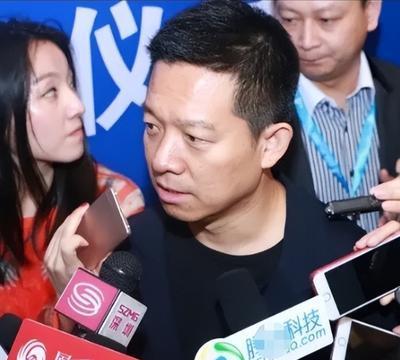 🐰乐视8年前资金链突然断裂，老板贾跃亭竟把122亿债务甩给员工，直接跑路美