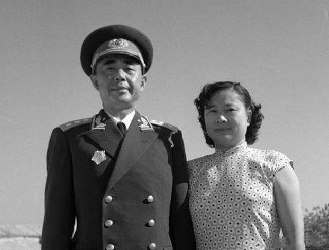 1949年，陈明仁的大儿子陈扬钊，毕业于黄埔军校十九期，毕业后在陈明仁麾下当了排