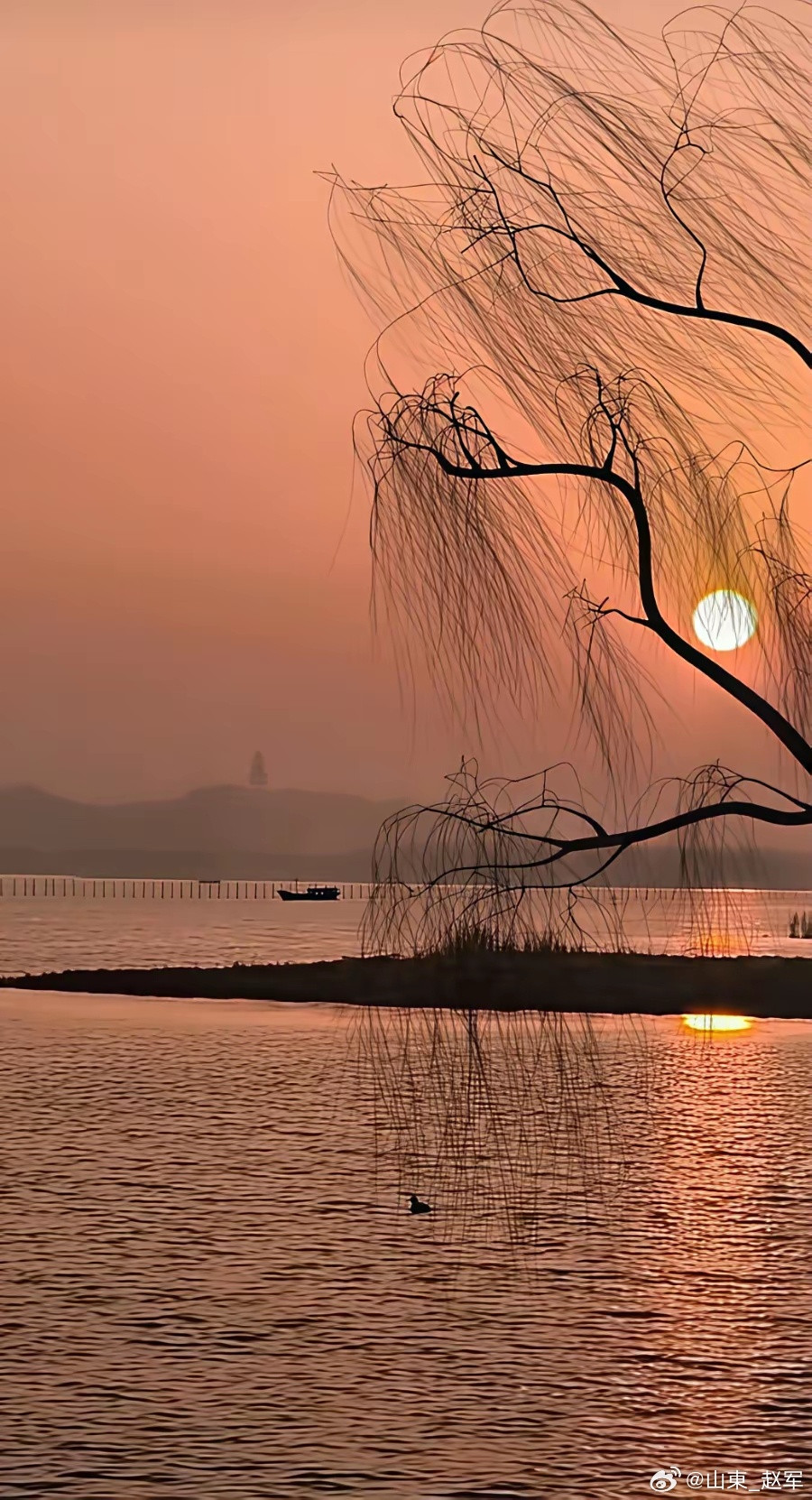 周老左升右降的取穴智慧周老在《灸绳》这样说：“左为阳，阳升不降，宜思左地之阴