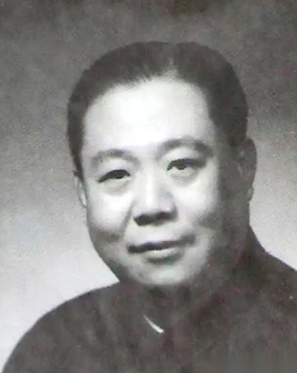 最狠的刀，是枕边人递过来的。1970年，一个叫杜小鹃的女人，写了一封举报信，亲