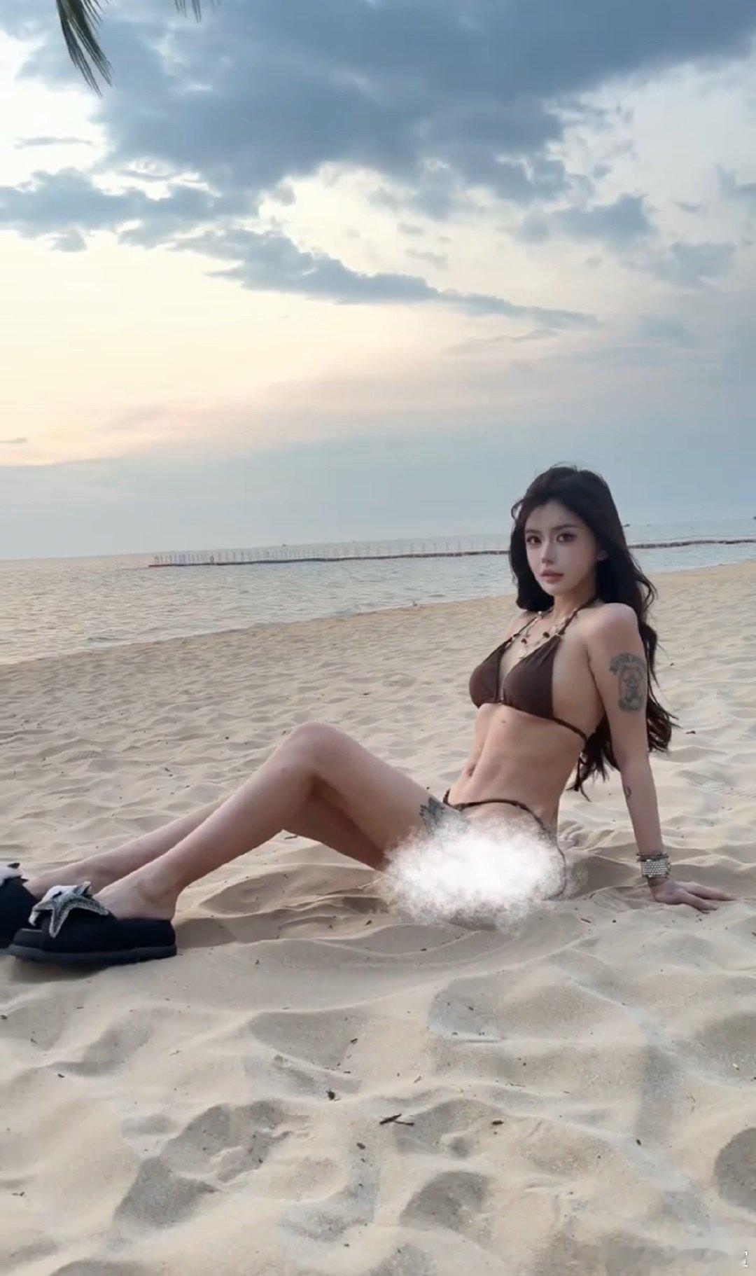 韩安冉海边穿比基尼韩安冉比基尼照韩安冉海边穿比基尼，别再折腾啦，韩安冉现在这样