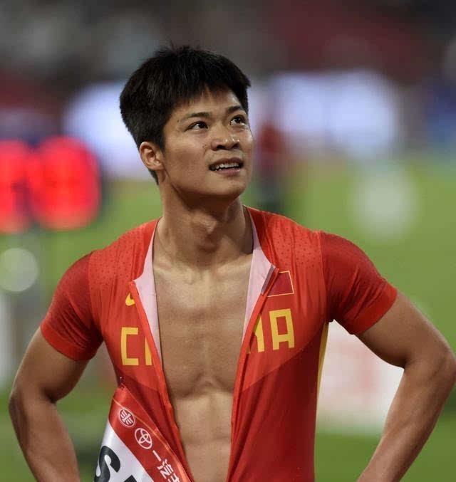 中国短跑很难再出一个苏炳添！有成绩、有颜值、有思想、有学历�没花边、没绯闻、