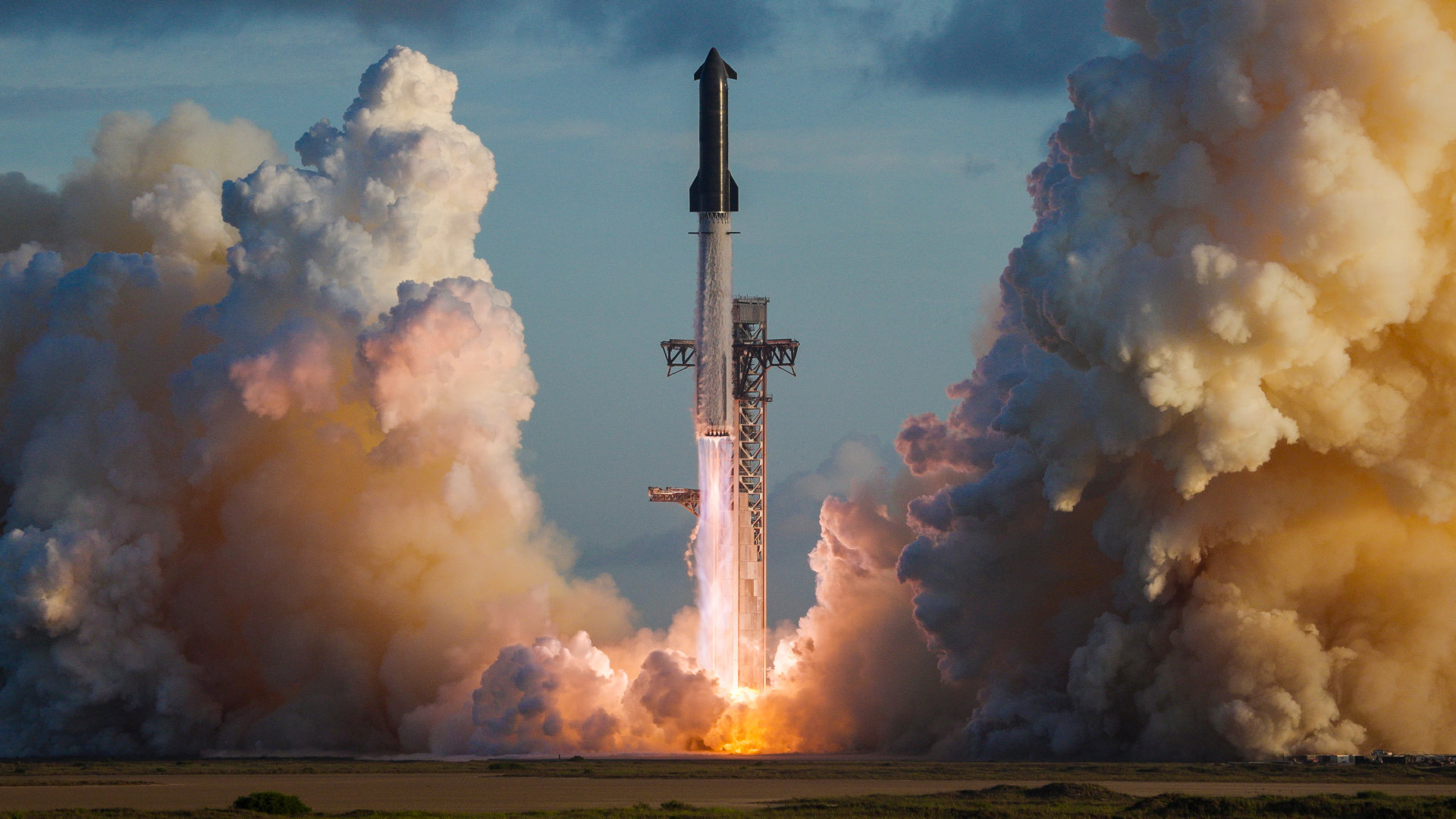 #航天##太空探索助力计划#惊奇！【SpaceX第一款火箭Falcon1和星舰Starship都是在