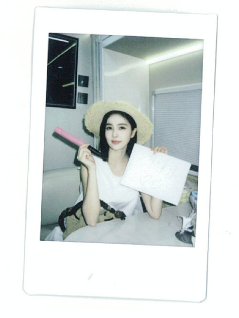 叮咚🔔~小韵娜已投送~~#白鹿王韵娜#🍍#白鹿开到荼靡#【产出】​​