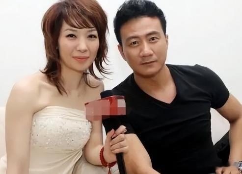 最近央视一部叫做《归队》的剧火热播出中。剧中有一位演技派男星真的是让人相当惊艳