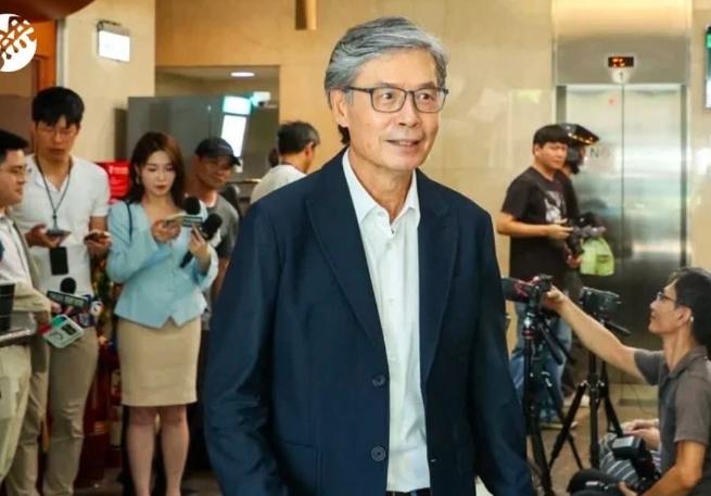 金傅聪道歉了。就在5月27日，这位马英九的前核心幕僚、曾经的“国安会秘书长”