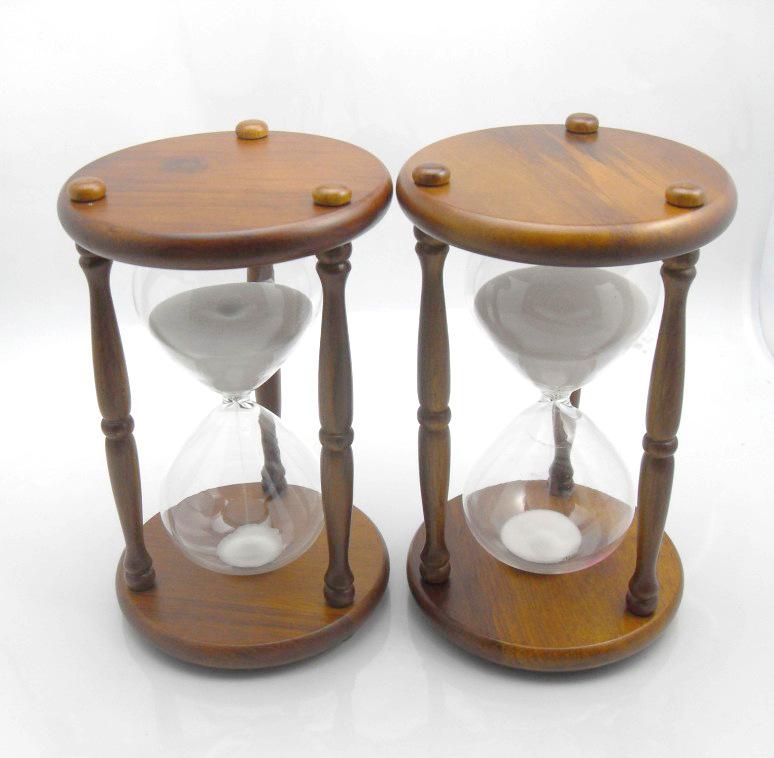 社保缴15年和25年有啥区别?社保现在包含四险,对医保和养老影响最大。先说医