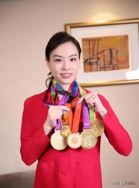 2017年，吴敏霞和张效诚谈婚论嫁。张母问亲家“你们对骋礼有什么要求，尽管提。”