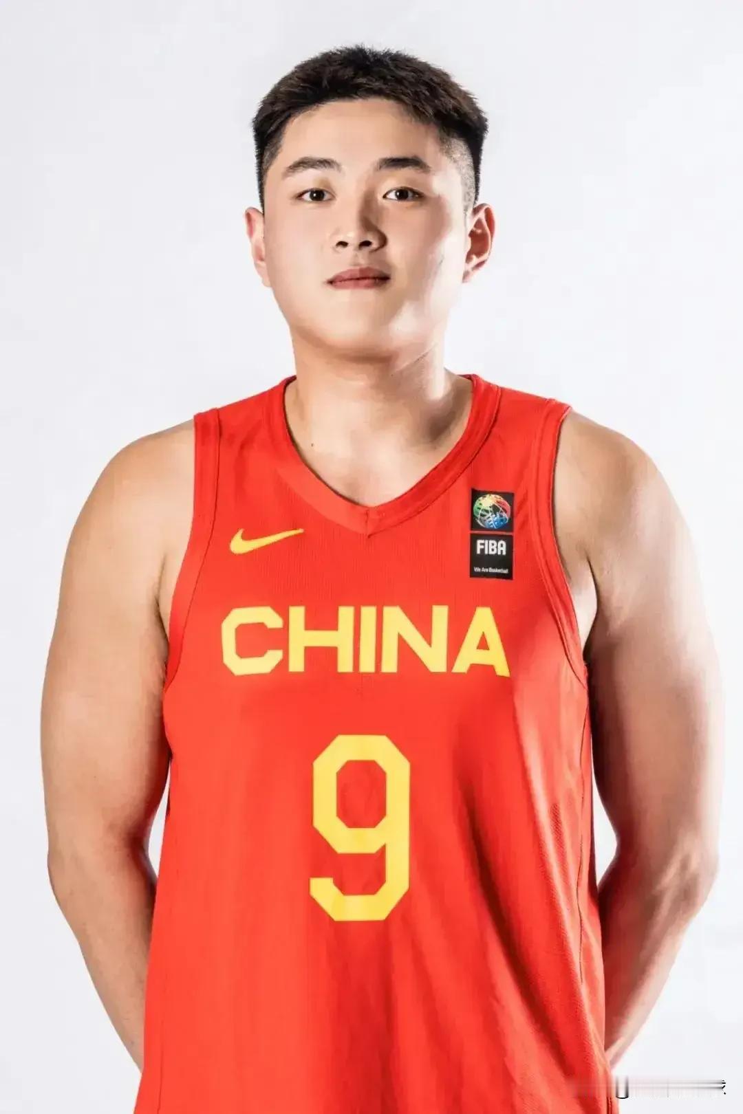 翁金郎NBL砍19分10板！国青主力怎么被福建队放弃？昨天突然看到NBL比赛