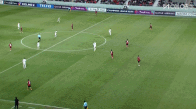 成都蓉城亚冠0：0踢平首尔FC，面对韩国劲旅整体发挥不错，虽然没有赢球，但比赛中