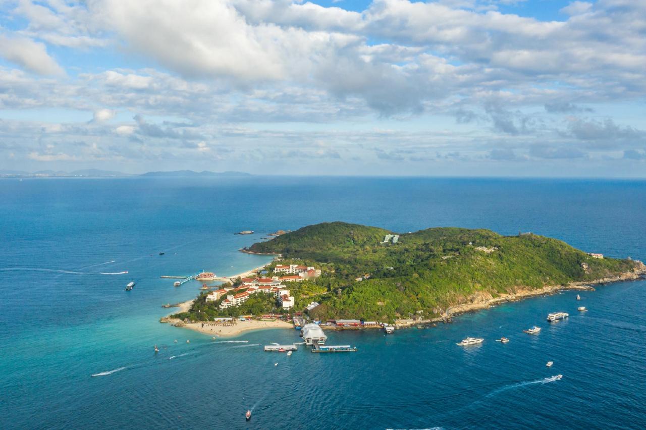 “海南模式”：让美日失眠的复印机凌晨两点，华盛顿K街智库的灯还亮着，屏幕上只有