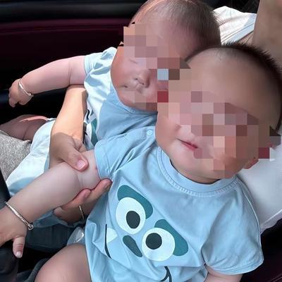 🐒河南周口一女子头胎生了双胞胎儿子，本以为就此结束，谁料，没过两年，她再次怀孕