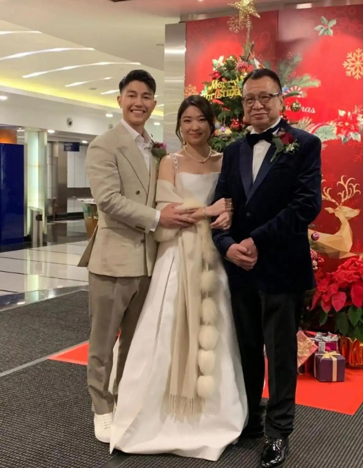 看见许绍雄女婿的照片后感觉普普通通,赶紧查了一下才知道并不一般,许绍雄把28