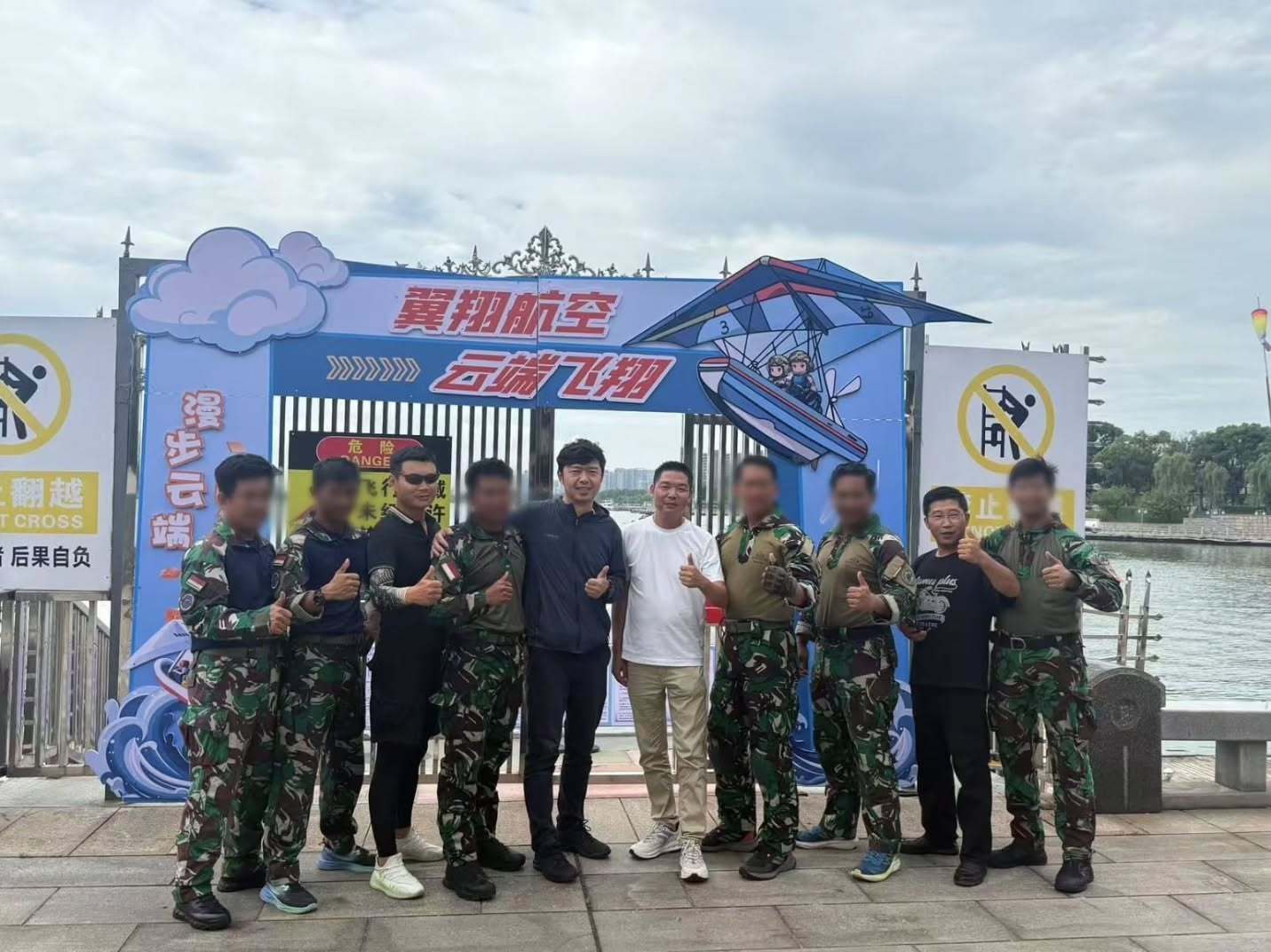 烽火问鼎计划印尼海军侦察兵最近在中国湖南学习如何操作和维护飞行充气艇​​​