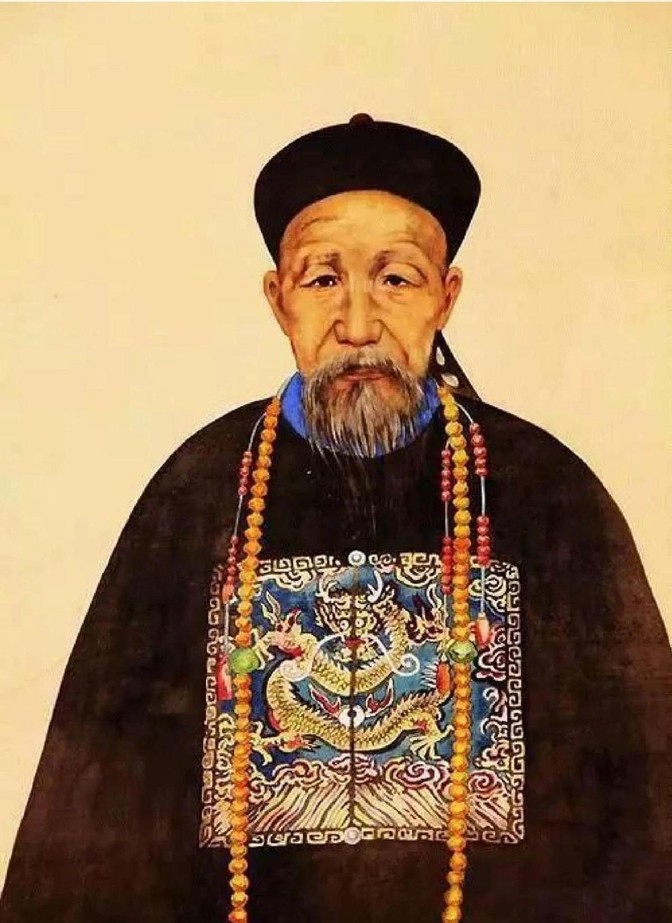 1858年，曾国藩拜访左宗棠，左问管家：“坐轿子来的，还是骑马来的？”“坐轿子来
