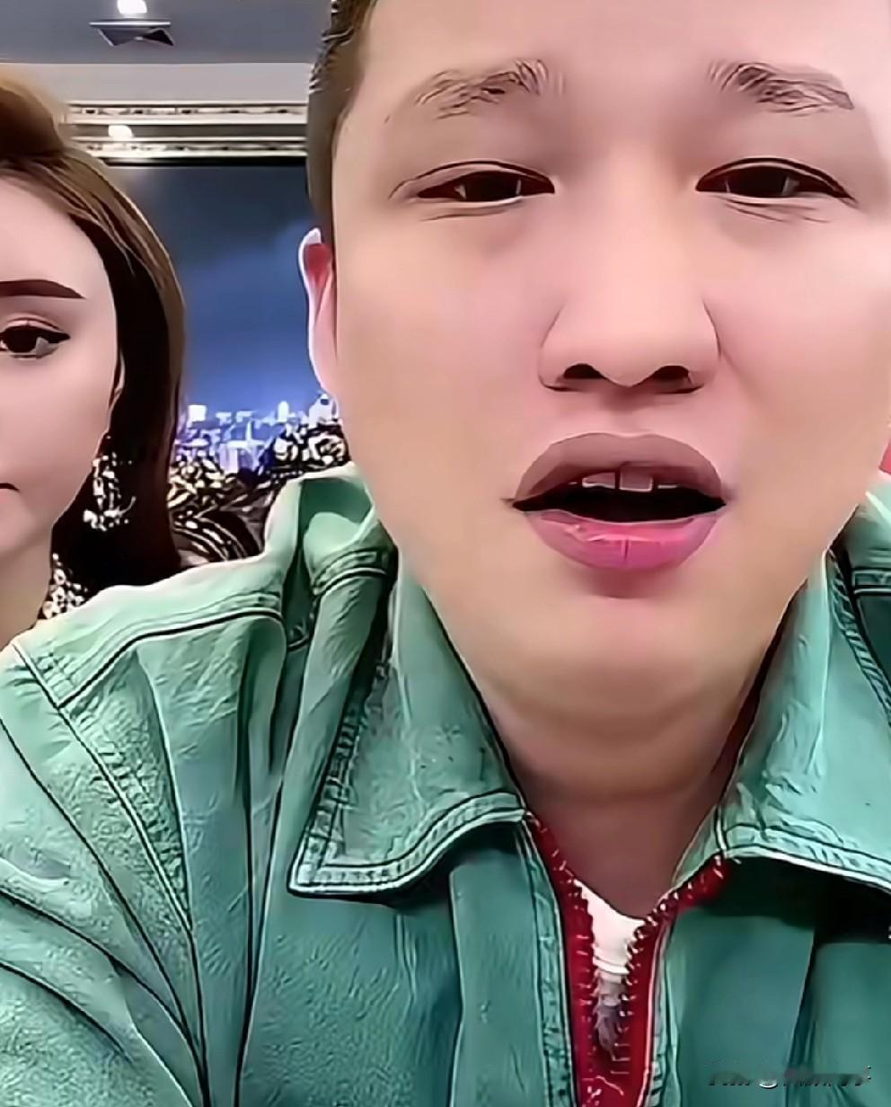 T佑被二驴的婚礼邀请函回复感动，二驴太有文化了！你