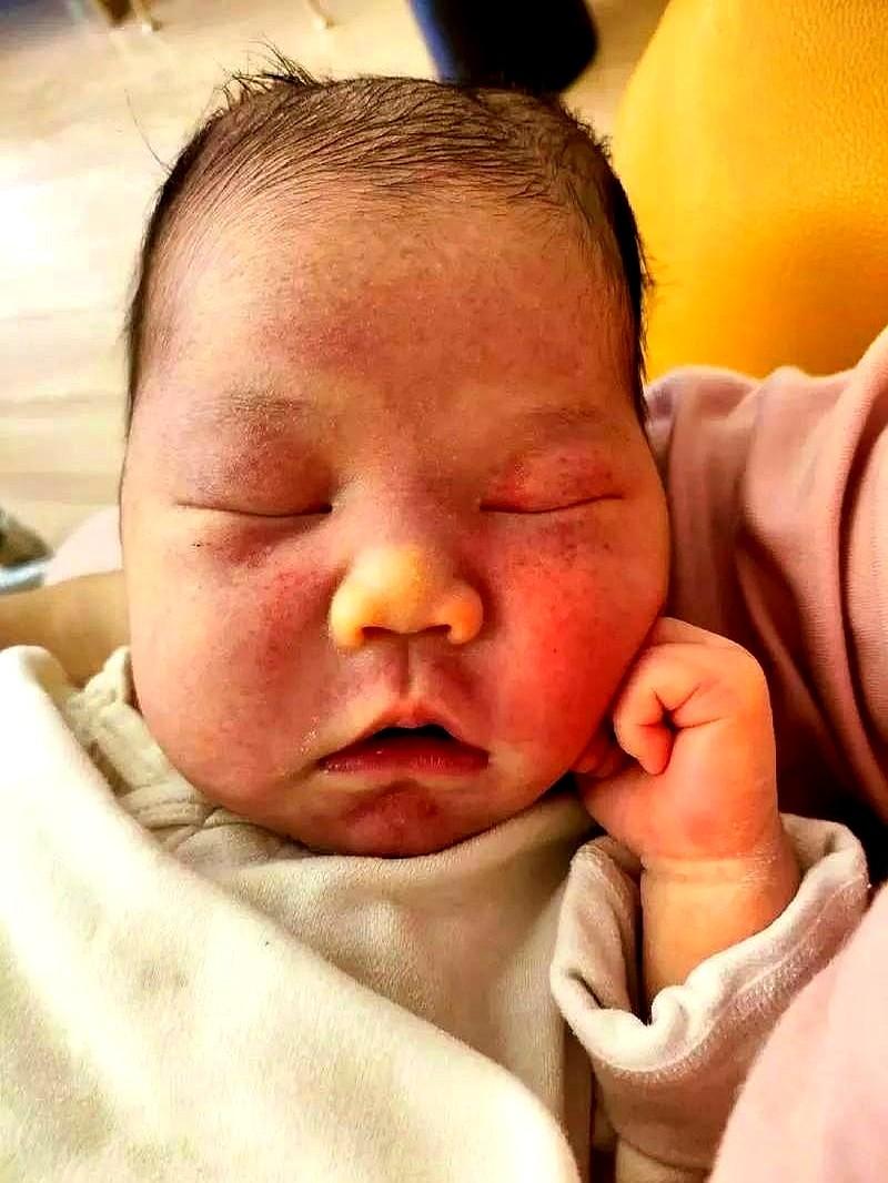 水果孕妈狂炫3万榴莲车厘子！生出的荔枝宝宝7年后竟成田径黑马