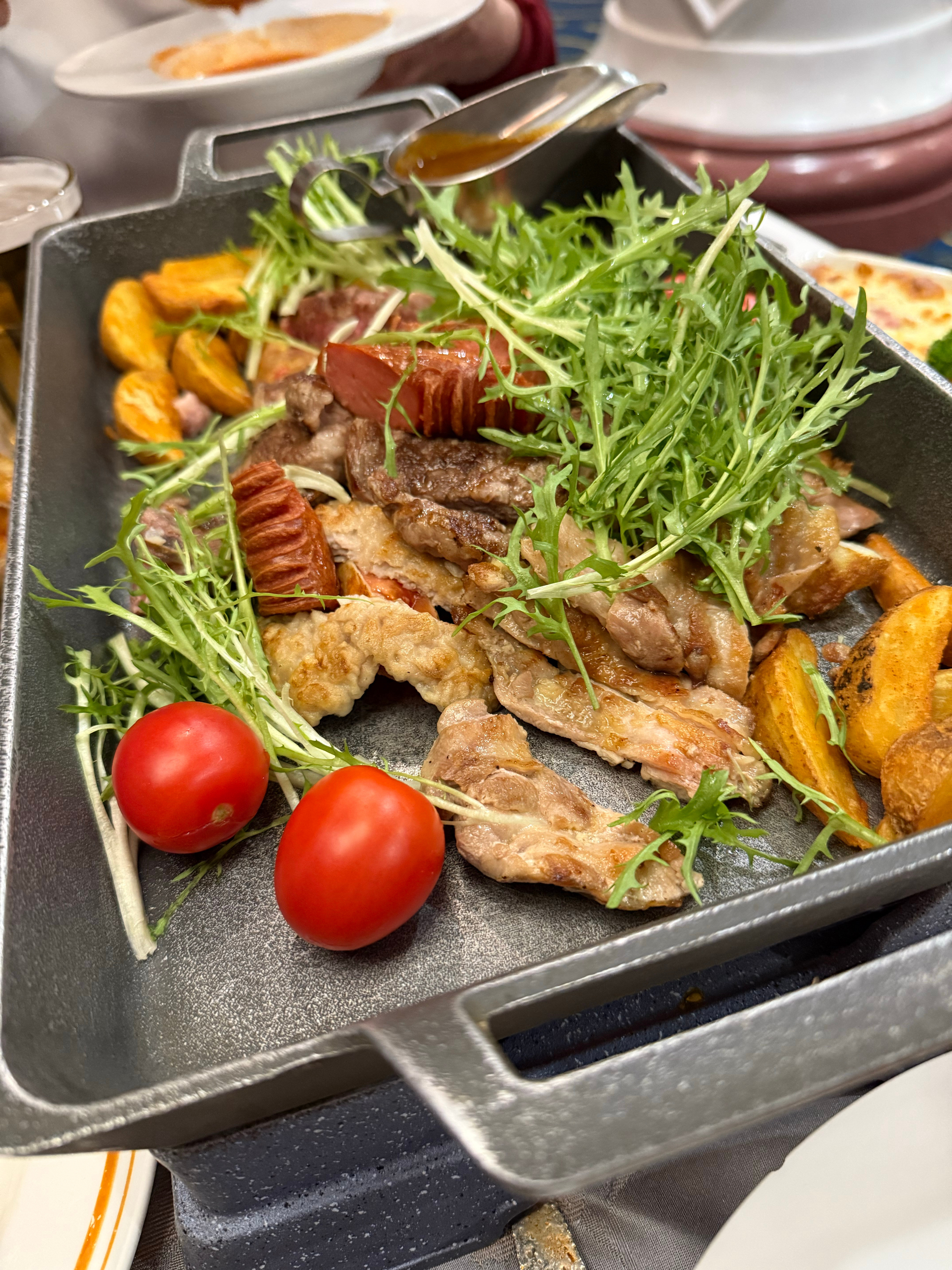 真不错，吃上北京孩子小时候吃的米其林了有北京的朋友小时候来吃过的吗？北京·伏尔