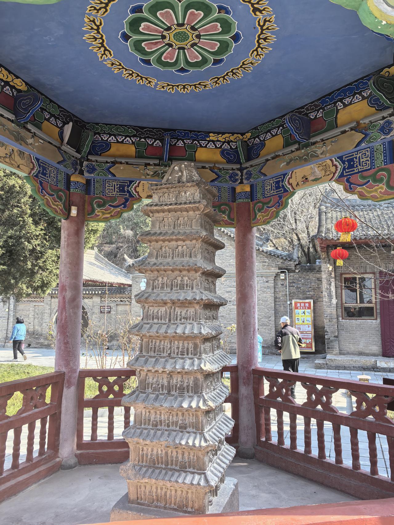 铜川药王山的这座佛塔，竟然属于全国独一份？先来介绍下这座佛塔的基本信息:塔