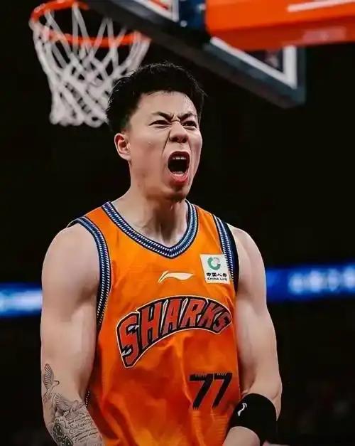 2026/27赛季CBA揭幕战昨晚打响，上海久事男篮主场大胜深圳队迎来新赛季开