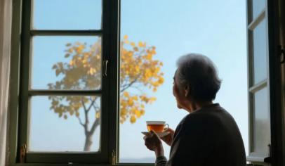 余华说过一句很残忍的话：“人老了，最怕的不是死，是死之前那段漫长的等待。“而那段