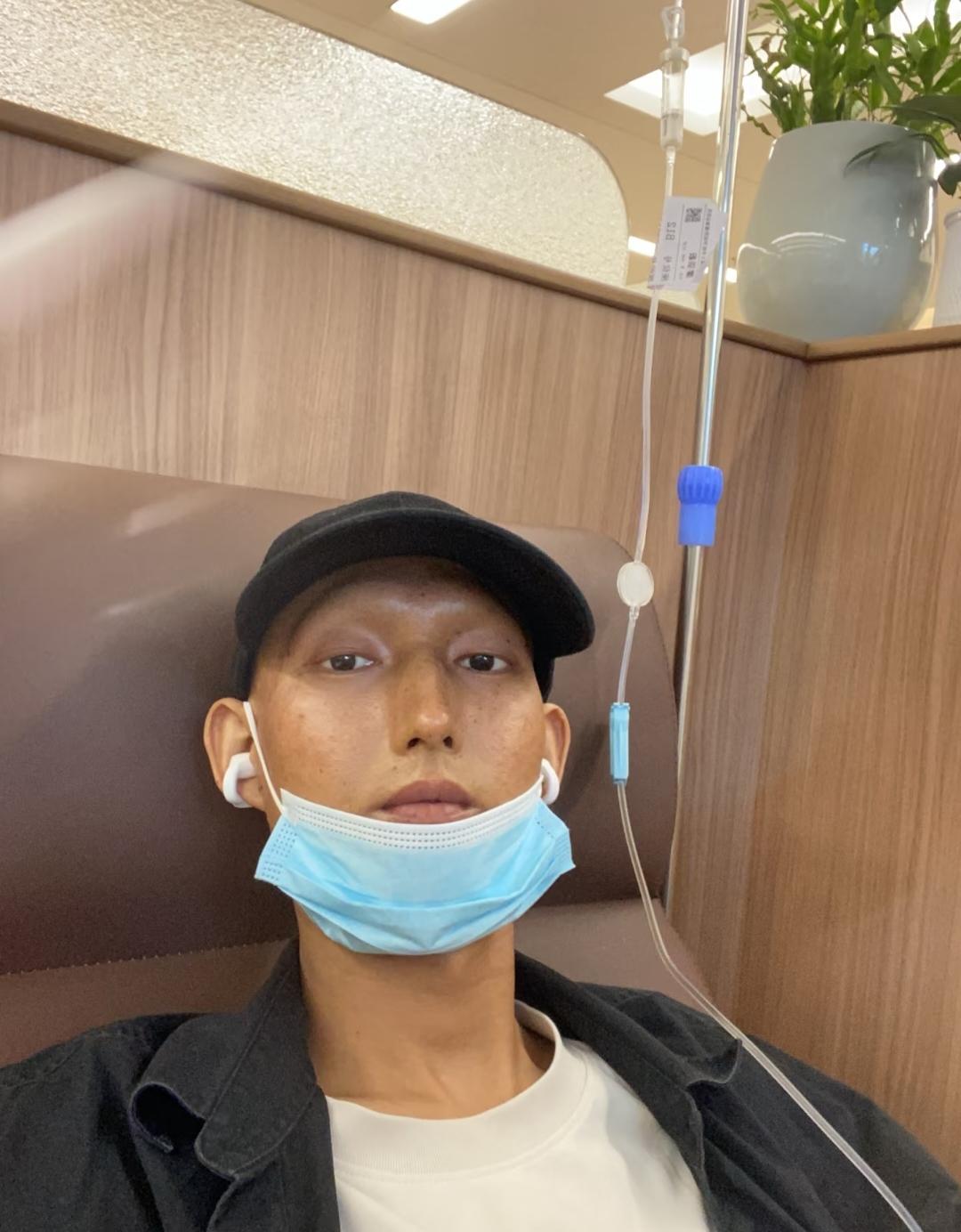 5岁父亲去世母亲2年前走的还没来的及报答母亲几十年的养育之恩。2025年正