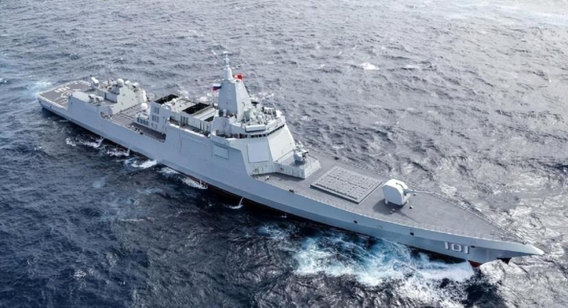 4月20日，南海来了个“超级舰队”，但主角不是那7个国家。美国拉着6个小伙伴，