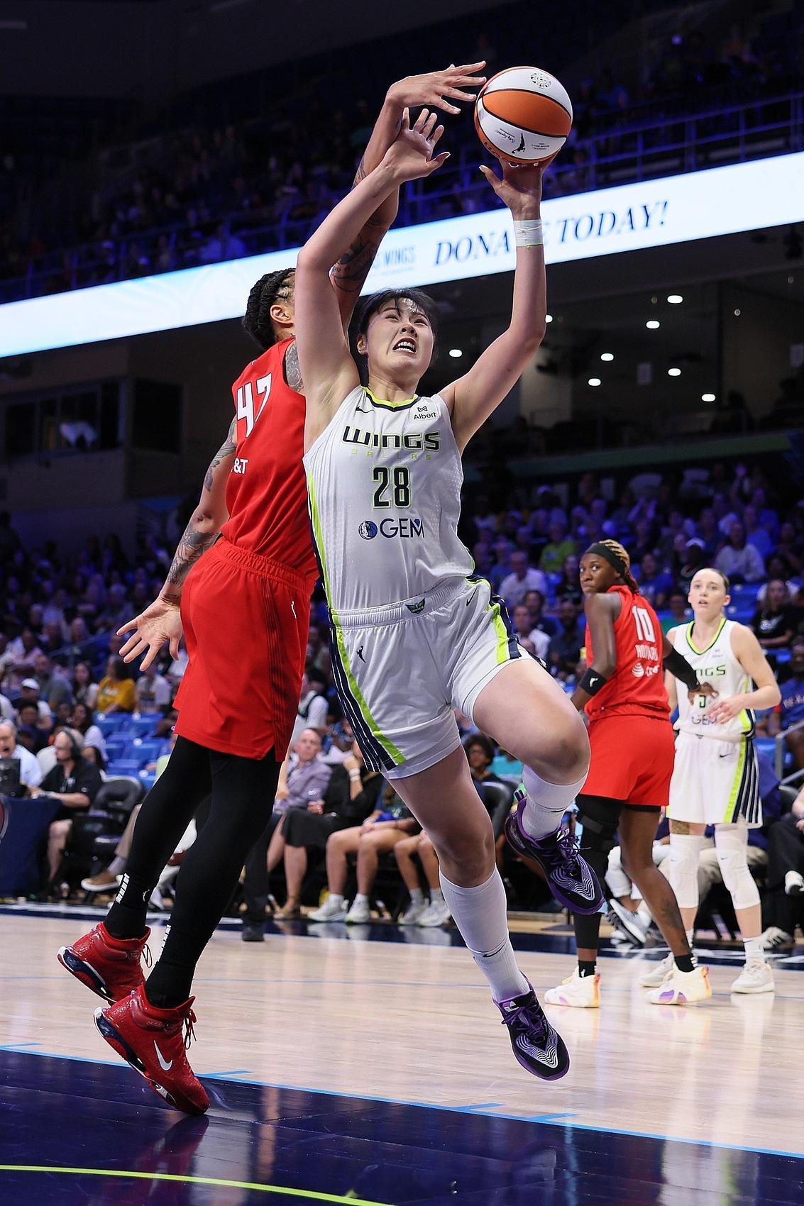李月汝：格里娜是（WNBA）最好的内线球员，能够和她交手我感觉很兴奋。本场比赛，