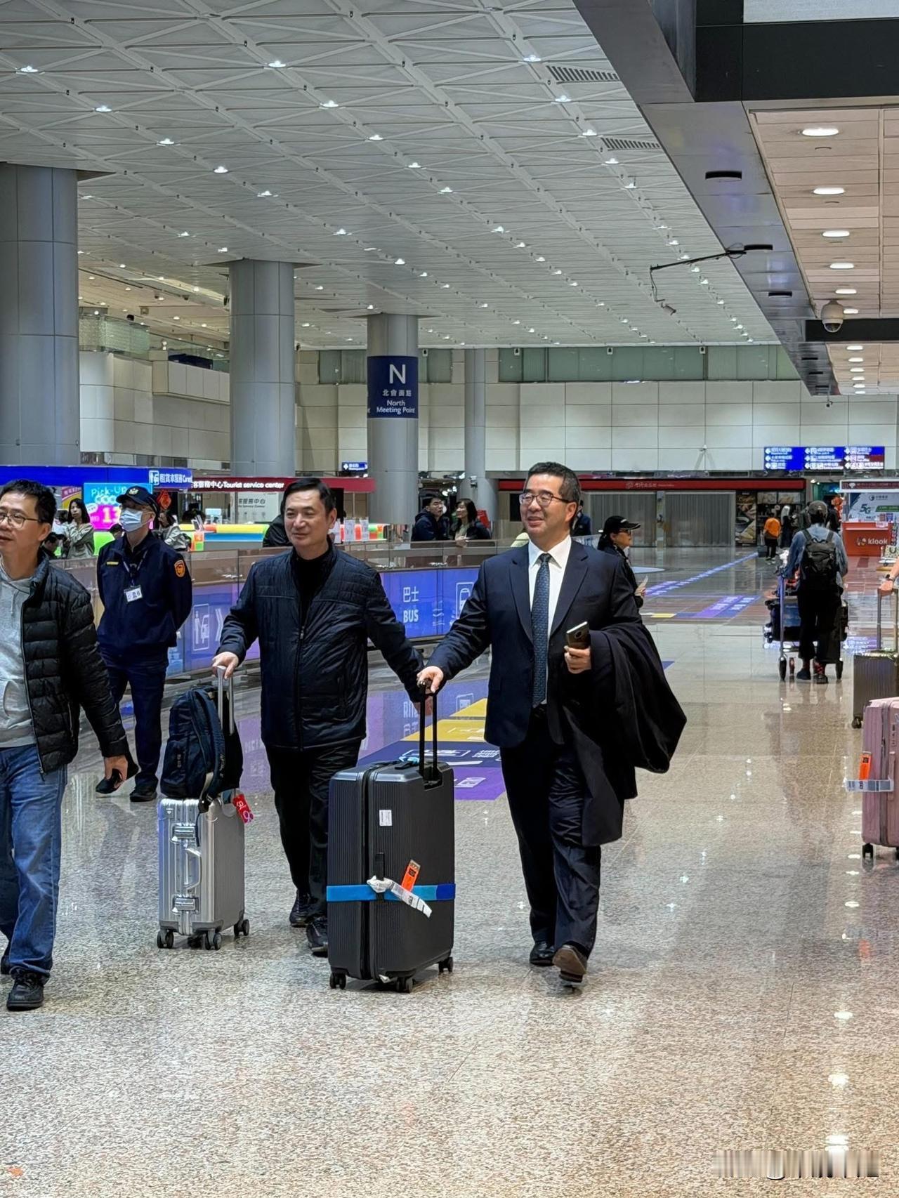 国民党副主席萧旭岑，今（5日）凌晨在脸书发文表示，向所有关心“国共两党智库论坛”