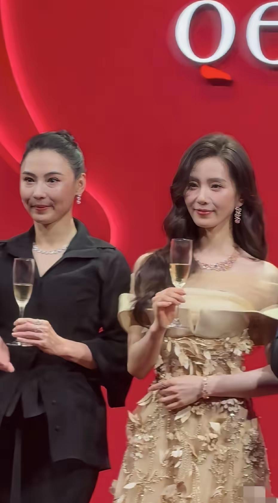 张柏芝可惜了，现在顶着一张医美脸，怎么看怎么不自然，与年轻人的绝世容颜相差太大了
