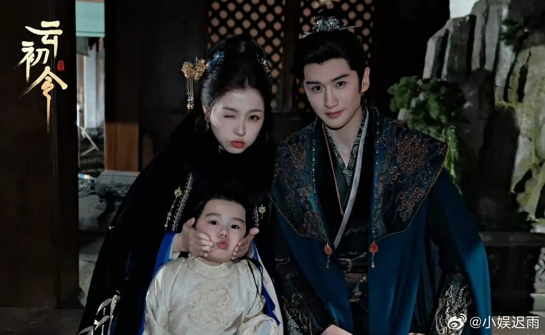 感觉虞书欣还是适合鲜亮一点的衣服