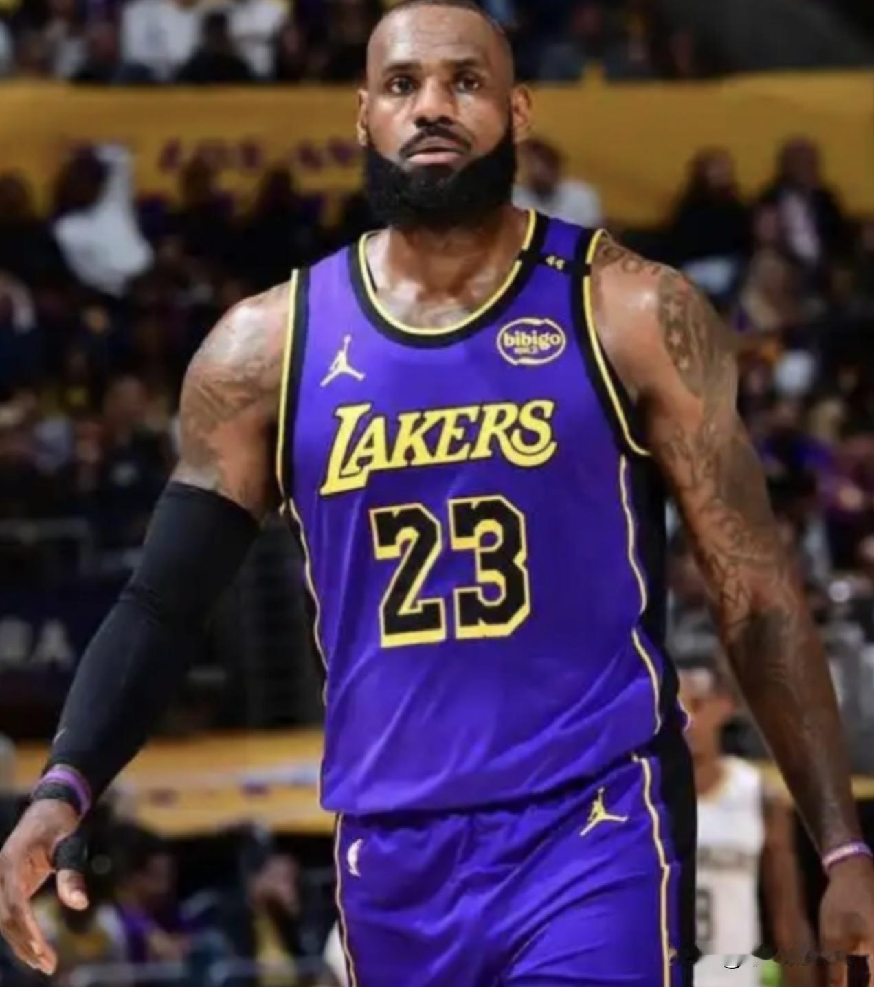 NBA历史爆发力最强十大球星！大家觉得谁还能上榜？乔丹——飞人本尊，起跳快、