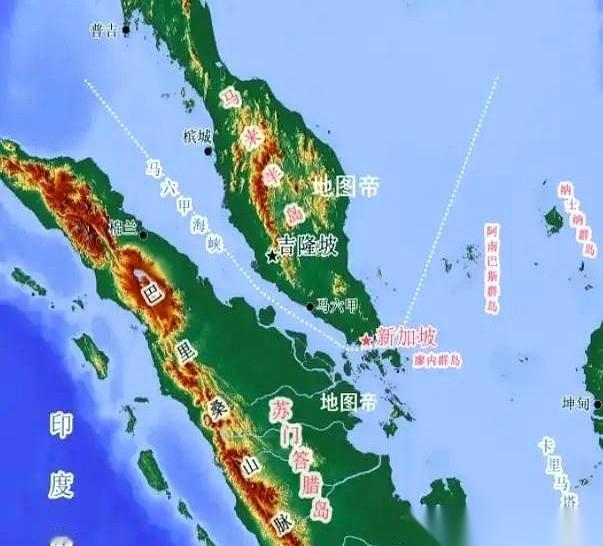 你知道那种躺着收钱收到手软的感觉吗？新加坡就懂。靠着马六甲海峡这个“世界十字