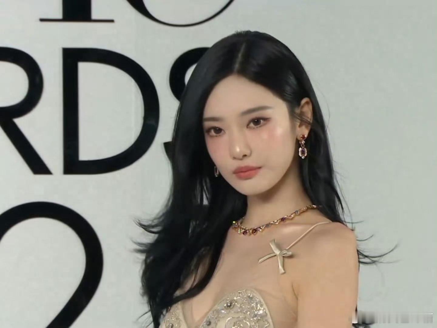 宁艺卓好会吹的风美的好轻易​​​