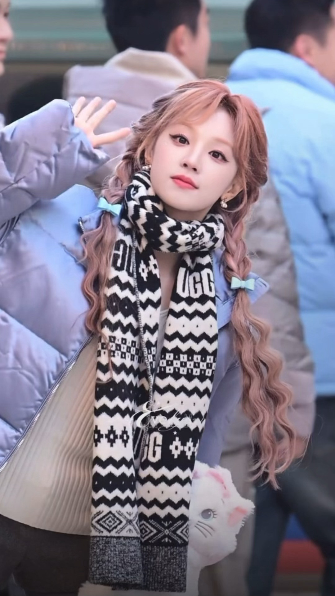 雨琦双马尾萌的钥匙！这个圈圈转的完全可爱小女孩一枚[抱抱]宋雨琦双马尾好可爱宋