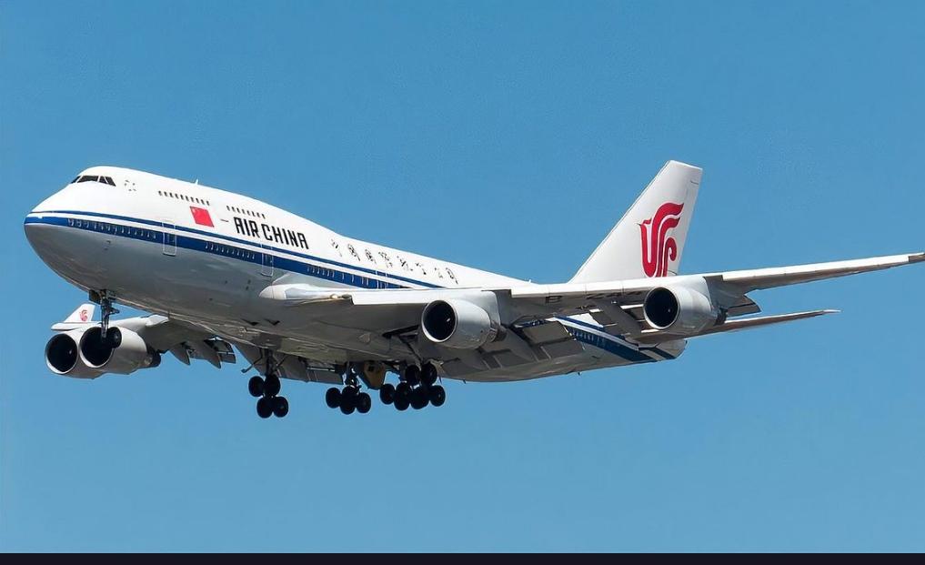 三大航司推出涉日机票免费退改政策获社会广泛关注2025年11月15日，中