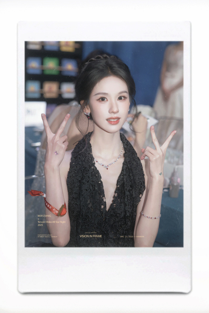 愚人节站姐团建【陈都灵】月下黑天鹅。cr🧣Mastang