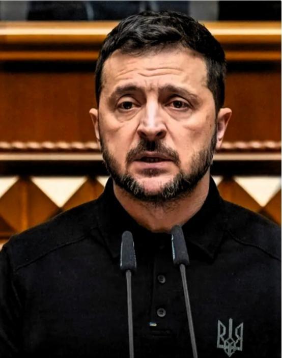 杀人诛心，莫过于此。乌克兰打了三年，家底打光了，青年打没了，满目疮痍之际，换来北