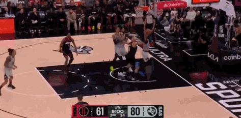 太吓人了，马刺145-120大胜火箭，这场比赛文班亚马有一个很吓人的球，杜兰特看