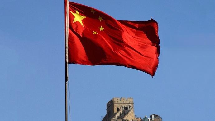 德媒：即便美国状况已十分糟糕，中国也并非一个好的选择！7月1日，德媒宣称，美