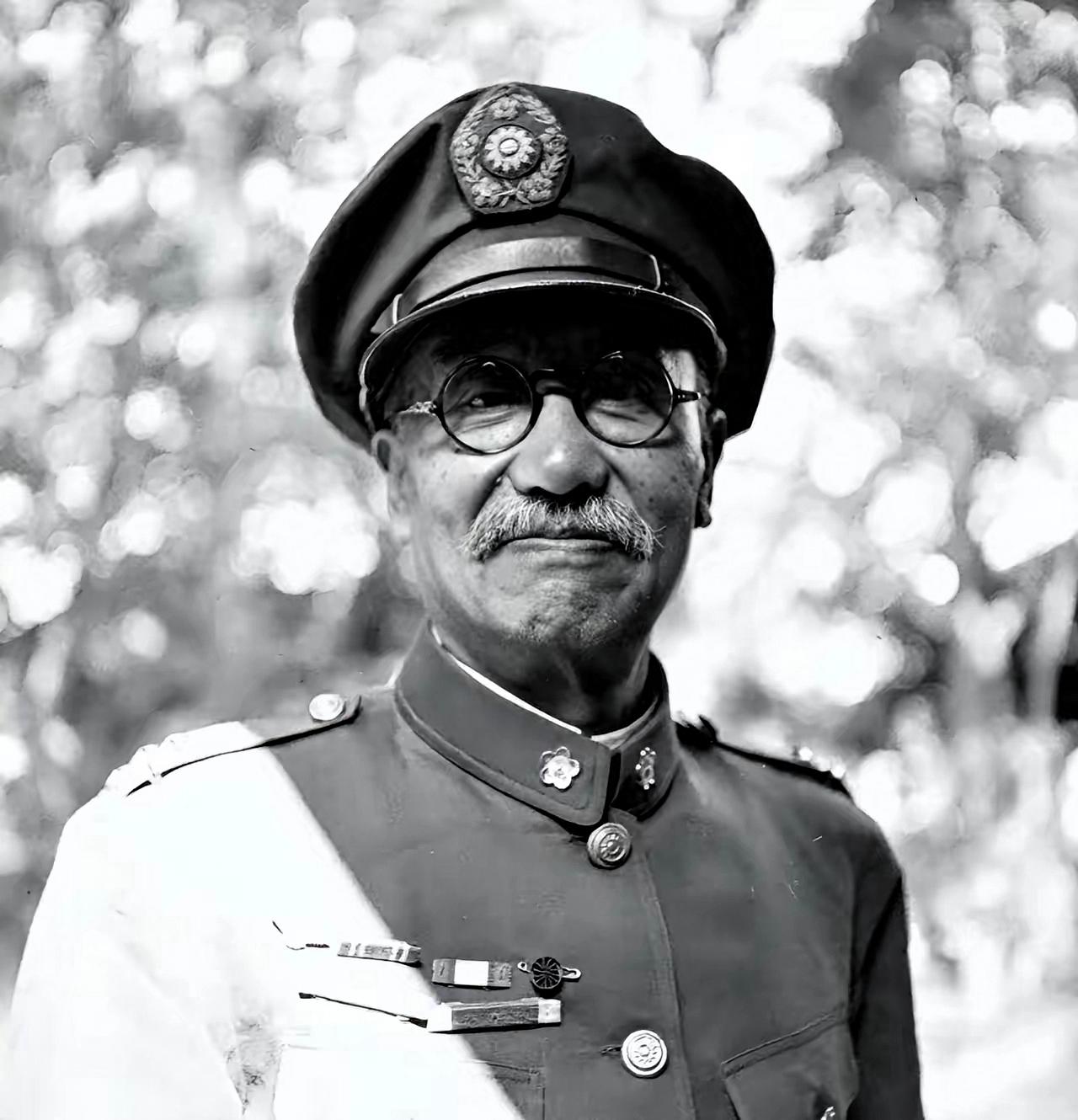 1936年5月，晋军将领李生达遭贴身卫士刺杀身亡，老蒋得到消息后，气得暴跳