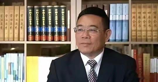 国网原重庆公司董事长周雄落马62岁晚节不保2026年1月18日，中央纪委国家监