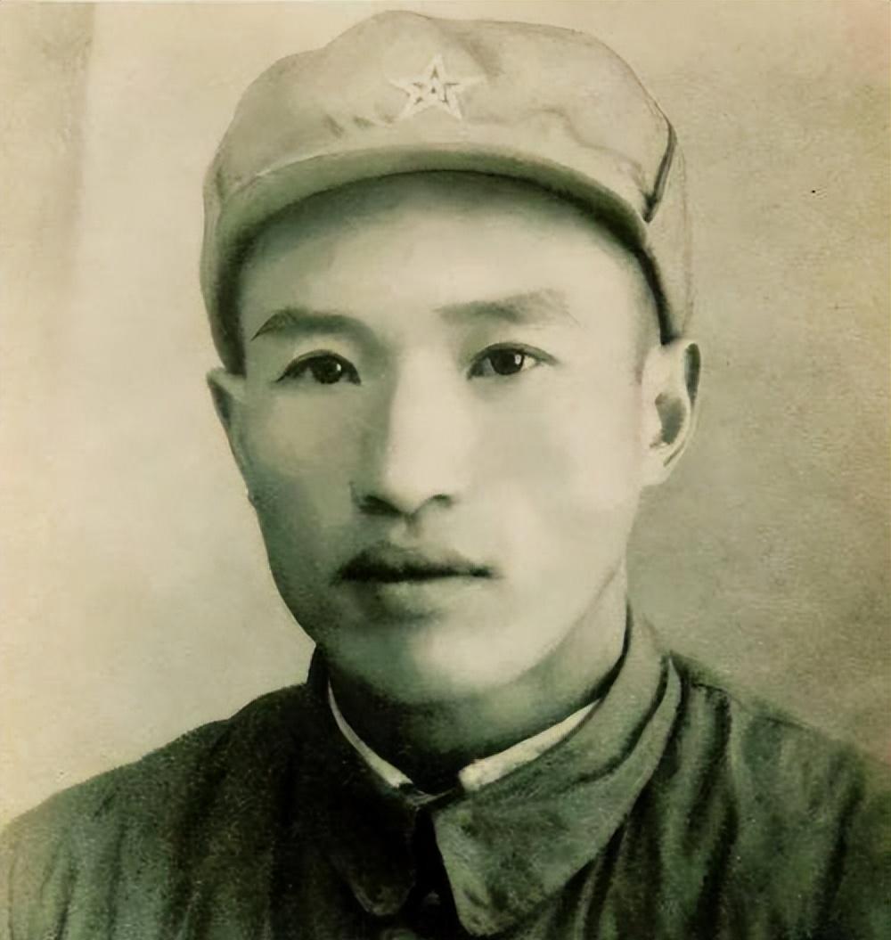 志愿军“最狠连长”，带着1个连就足足葬送美军2个师，回国后成功当上师长！195
