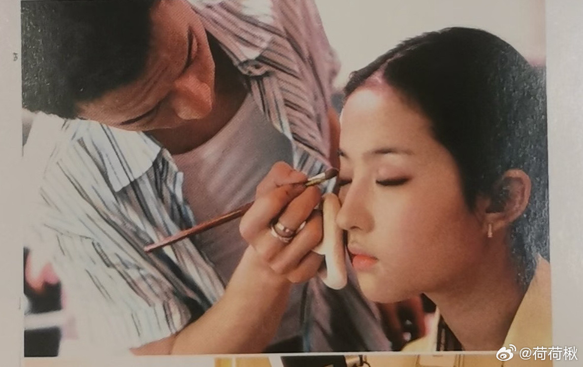 天，长成这样还用化妆？