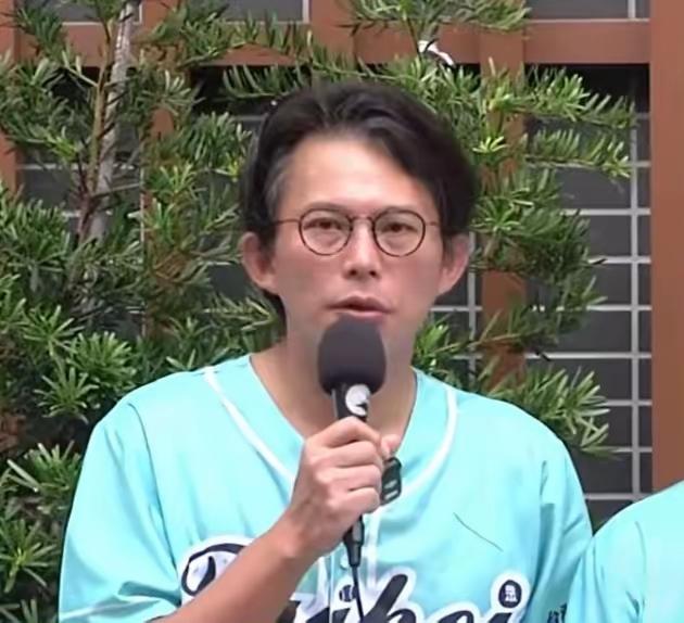在蓝白合出现僵局的时候，国民党突然选择林为洲来爆料应该是有原因的，这也意味着在竹