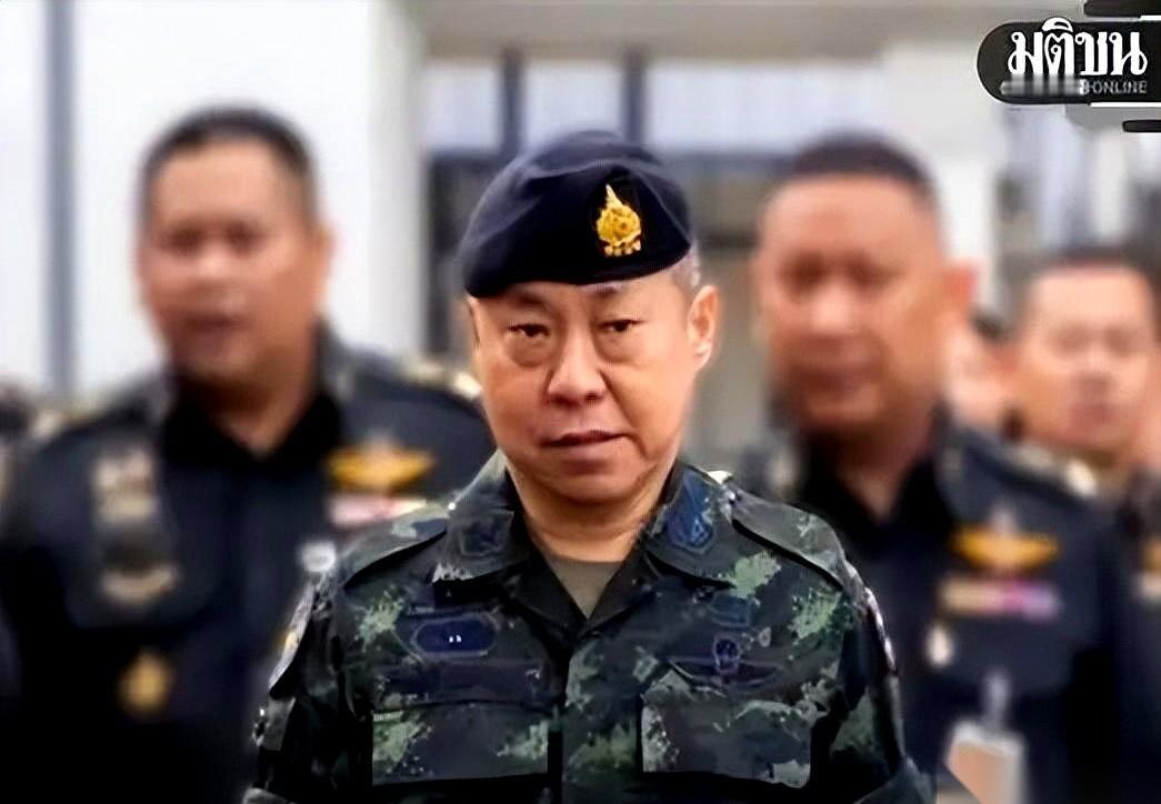 “我们的目标，是让柬埔寨，在很长一段时间内，无法采取军事行动。”这话从一个将军