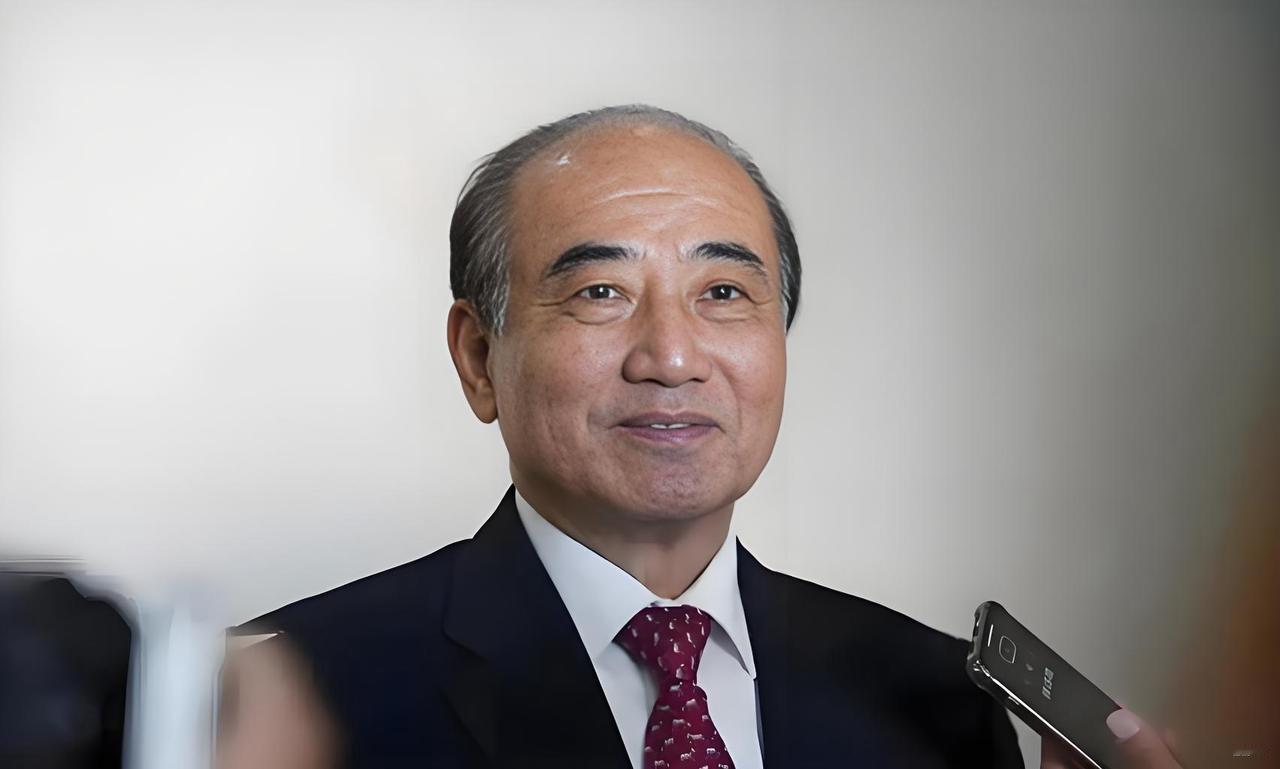 王金平说了，我推荐的李乾龙！今天王金平出席台中一场活动时就新任党主席当选及首波人