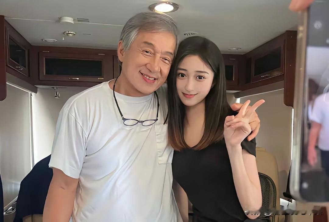 小姐姐估计头都大了，这躲还是不躲好啊。