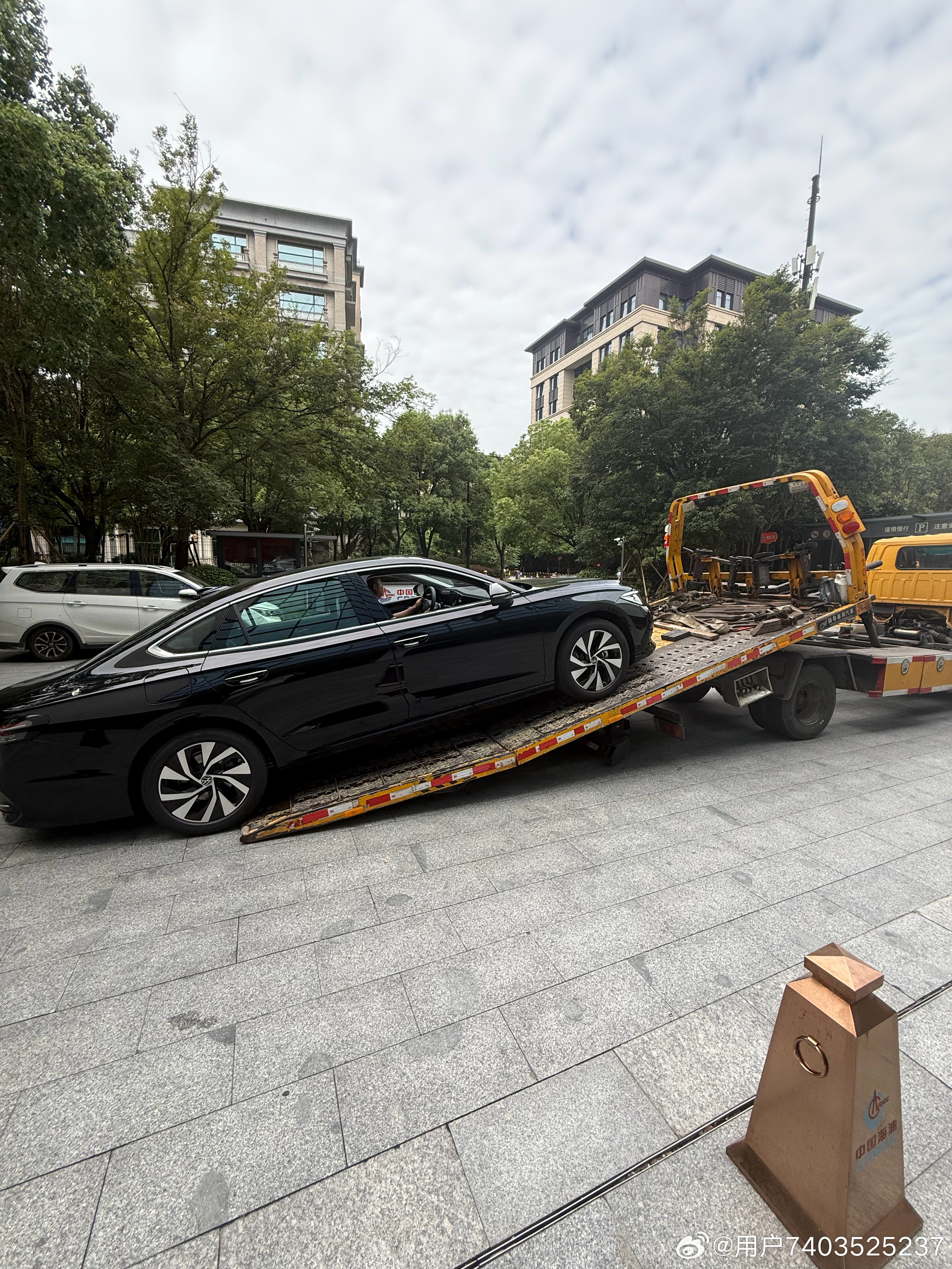 上汽大众，新车上路第一天，变速箱故障帕萨特pro准新车，行驶两百公里，变速箱出现严重故障，先是处于紧